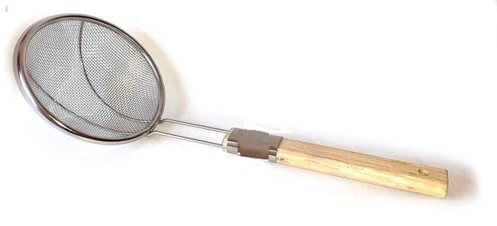 Stainless Steel Wire mesh Strainer with Wooden Handle